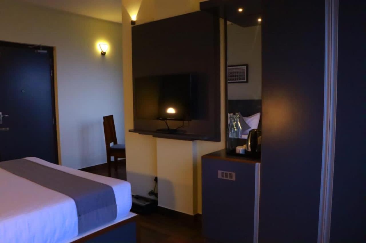 Minus 1 Hotel Kodaikanal Ngoại thất bức ảnh